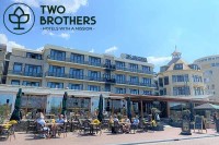 Two Brothers Noordwijk Beach Hotel