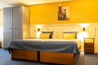 Hotel nahe Yachthafen am IJsselmeer in Workum Friesland