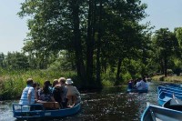 Giethoorn ist weltweit bekannt für seine wunderschönen Bootsrouten